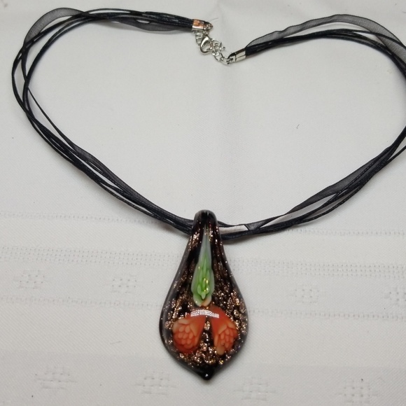 Lampwork pendant necklace - Picture 3 of 5